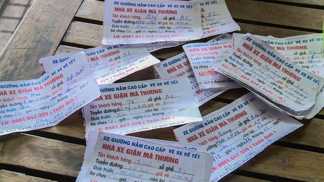 H&agrave;ng trăm người bị nh&agrave; xe Giận m&agrave; thương bỏ rơi trước Tết - Ảnh 1.