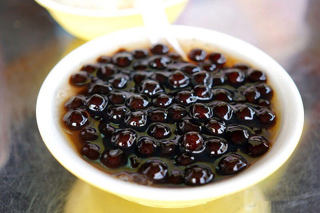 Cho con uống tr&agrave; sữa tr&acirc;n ch&acirc;u, b&agrave; mẹ hốt hoảng khi con bị ho, sốt li&ecirc;n tục suốt nửa năm trời rồi ph&aacute;t hiện sự thật kinh ho&agrave;ng - Ảnh 4.