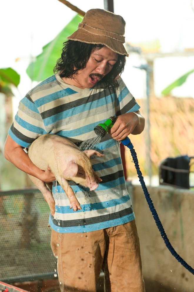Trường Giang ơi, h&atilde;y cứ l&agrave;m anh chăn heo dễ thương th&ocirc;i, so&aacute;i ca kh&ocirc;ng hợp với anh ch&uacute;t n&agrave;o! - Ảnh 5.