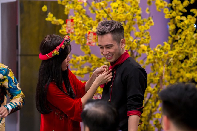 Cuộc chiến mỹ vị: Nhận l&agrave; họ h&agrave;ng nhưng đầu bếp Vũ Dino kh&ocirc;ng nhớ nổi t&ecirc;n hit của JustaTee - Ảnh 13.