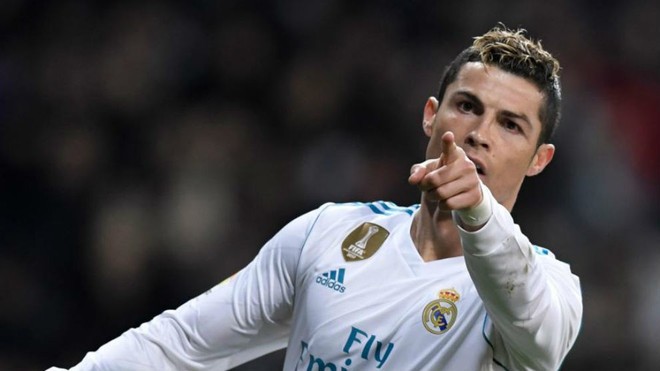 Cristiano Ronaldo: Biểu tượng cho quyết tâm vươn lên số 1 - Ảnh 2.