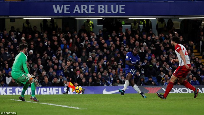 Hazard lập cú đúp, Chelsea trở lại Top 4 - Ảnh 11.