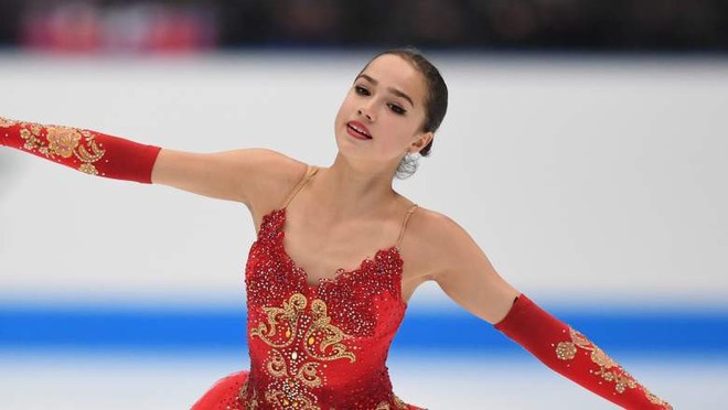Nữ ho&agrave;ng s&acirc;n băng 15 tuổi tỏa s&aacute;ng rực rỡ trong lần đầu tham dự Olympic m&ugrave;a Đ&ocirc;ng - Ảnh 8.