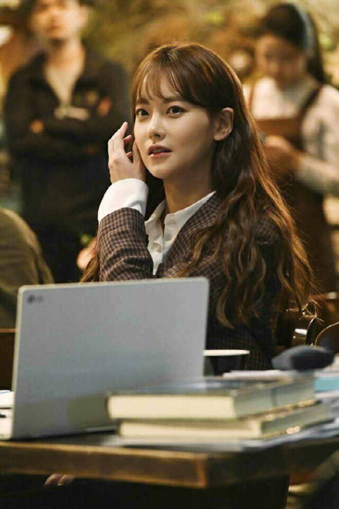 Bản điện ảnh "Cheese in the Trap" tung trailer đầu tiên: Hong Seol mới cực đẹp đôi với Park Hae Jin! - Ảnh 12. Bản điện ảnh "Cheese in the Trap" tung trailer đầu tiên: Hong Seol mới cực đẹp đôi với Park Hae Jin! - Ảnh 12.