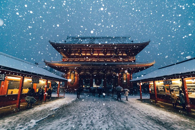 Ngắm bộ ảnh Tokyo tuyệt đẹp trong tuyết trắng dưới g&oacute;c nh&igrave;n của nhiếp ảnh gia Nhật Bản - Ảnh 25.