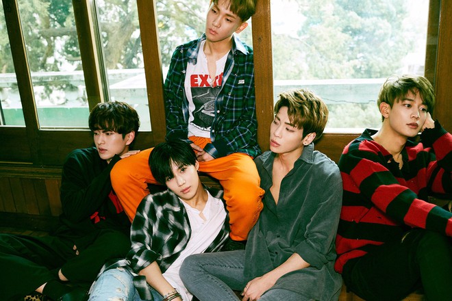 Tạo hit khủng từ bài hát đ&acirc;̀u ti&ecirc;n: Những si&ecirc;u t&acirc;n binh của Kpop - Ảnh 5.
