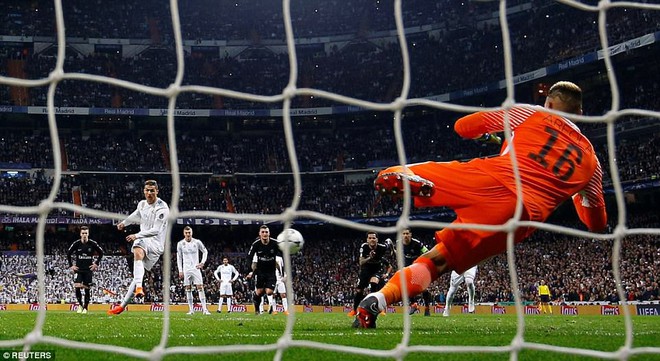 Ronaldo lập cú đúp, Real Madrid thắng ngược PSG - Ảnh 9.
