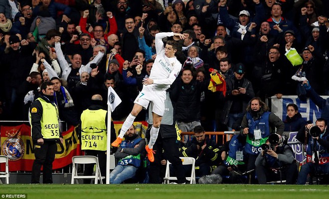 Ronaldo lập c&uacute; đ&uacute;p, Real Madrid thắng ngược PSG - Ảnh 12.