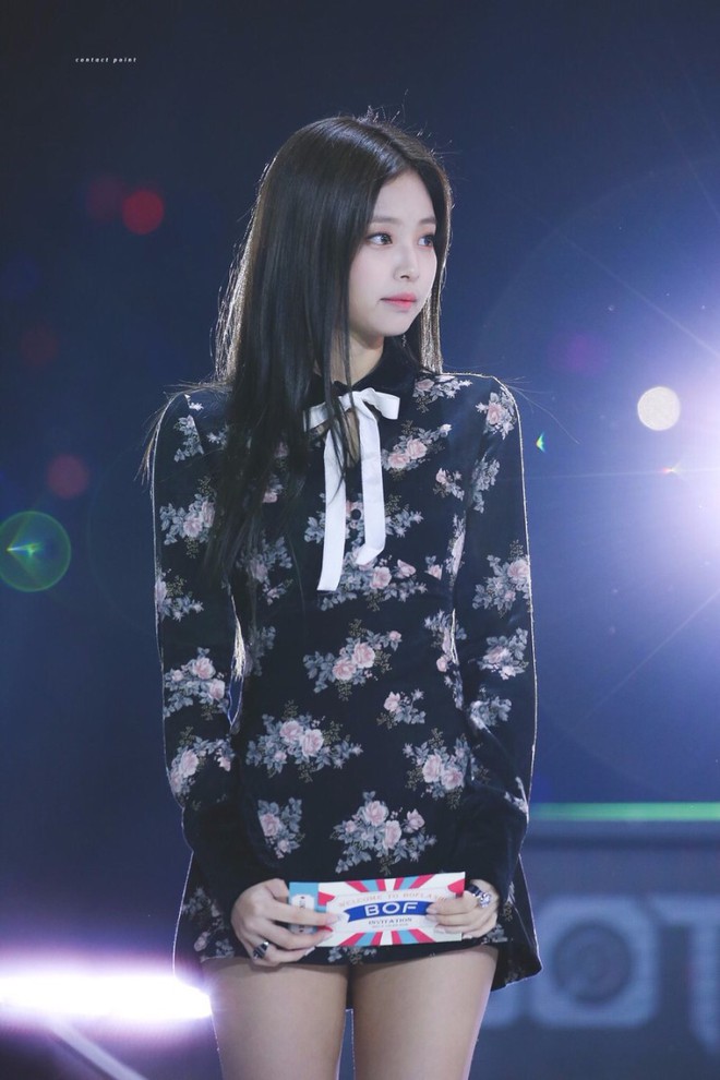 Khi c&aacute;c nữ thần nhan sắc: Jennie, Irene, Kyulkyung&hellip; c&ugrave;ng đụng h&agrave;ng, liệu ai sẽ hơn ai? - Ảnh 2.