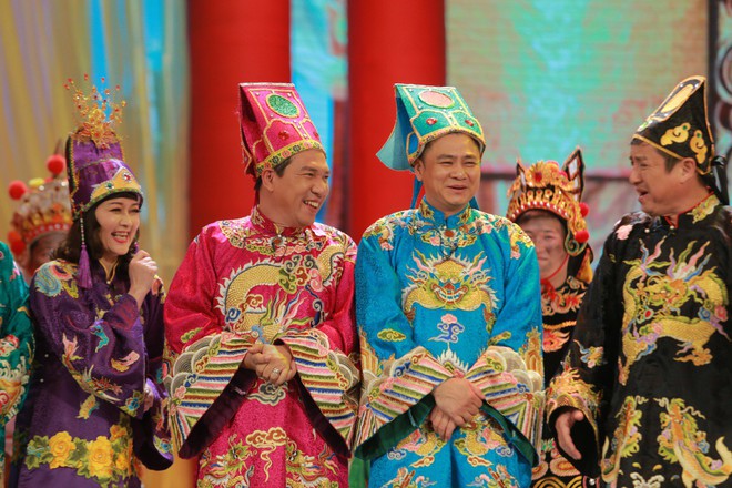 Bắc Đẩu (T&aacute;o Qu&acirc;n 2018): Vừa rồi c&oacute; mấy c&ocirc; b&eacute; người như con đu&ocirc;ng dừa, &otilde;ng &agrave; &otilde;ng ẹo lượn tr&ecirc;n khoang m&aacute;y bay bị người ta chửi - Ảnh 5.