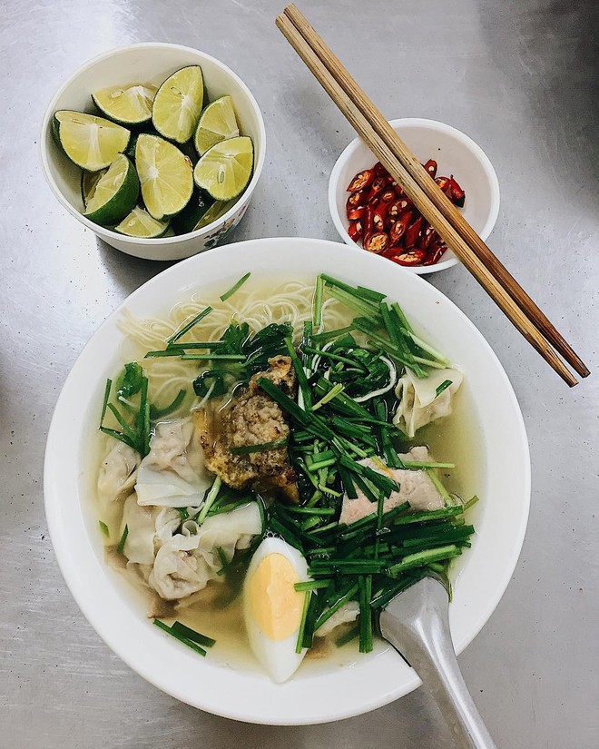 Một loạt quán ăn bình dân nổi tiếng ở Hà Nội mở xuyên Tết để bạn có thể đi ăn ngay từ mùng 1 - Ảnh 5.