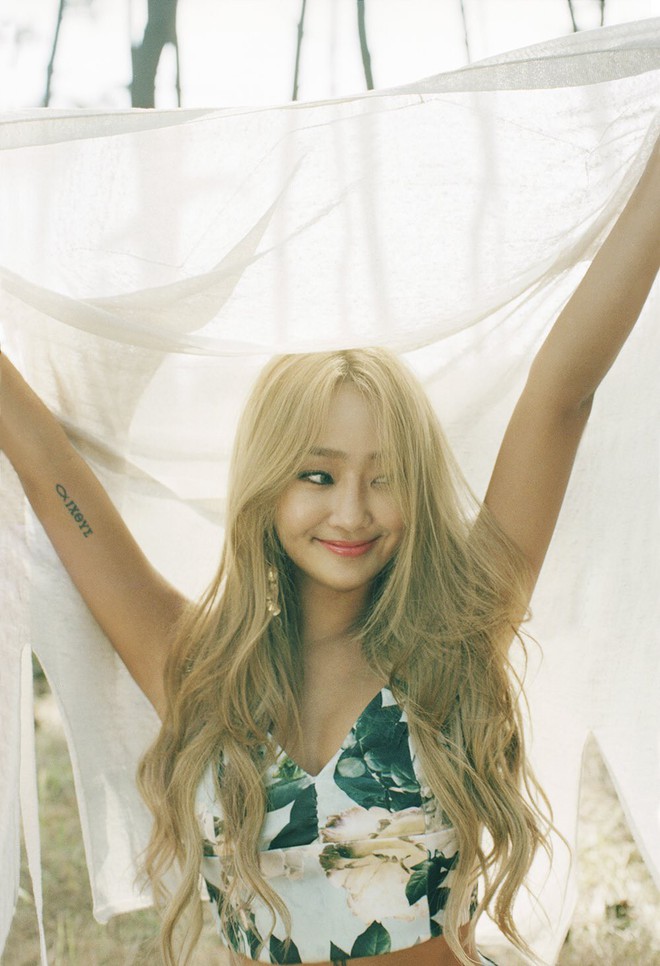Th&aacute;nh h&aacute;t đ&ocirc;i Kpop: Những c&ocirc; g&aacute;i v&agrave;ng cứ hễ song ca l&agrave; tạo hit - Ảnh 12.