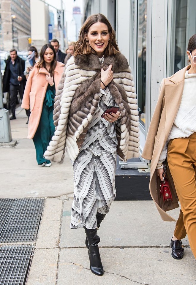 Kh&ocirc;ng phải ai kh&aacute;c, đ&acirc;y ch&iacute;nh l&agrave; ng&ocirc;i sao s&aacute;ng của NYFW Thu/Đ&ocirc;ng 2018 - Ảnh 6.