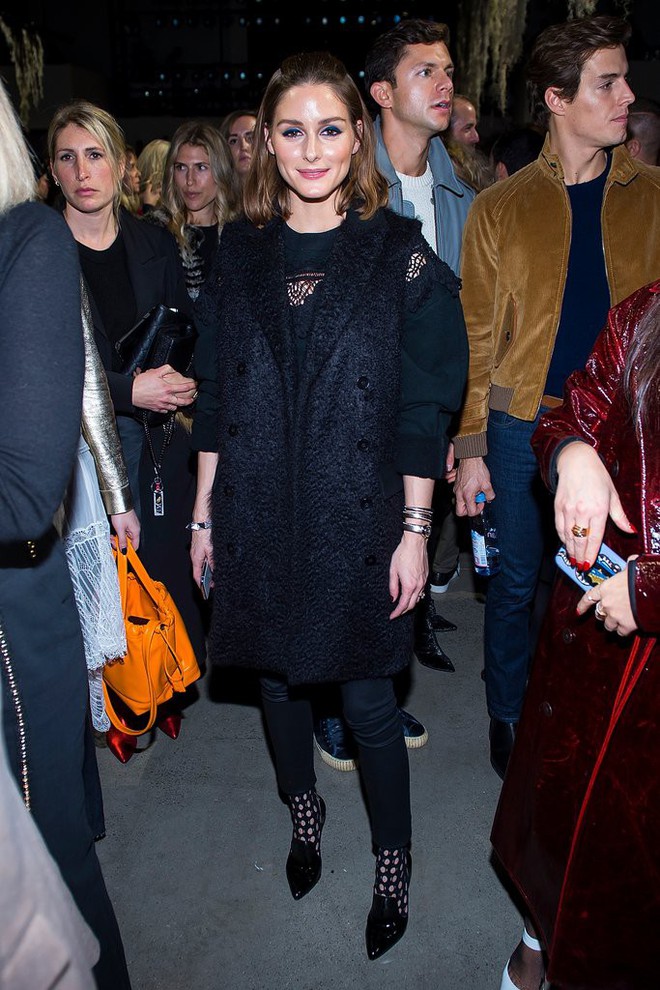 Kh&ocirc;ng phải ai kh&aacute;c, đ&acirc;y ch&iacute;nh l&agrave; ng&ocirc;i sao s&aacute;ng của NYFW Thu/Đ&ocirc;ng 2018 - Ảnh 8.