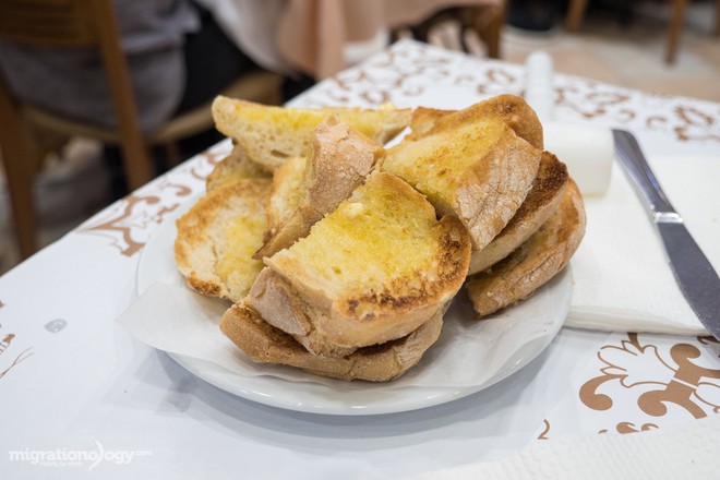 Ghé thăm nhà hàng hải sản hàng đầu ở Lisbon (Bồ Đào Nha) để thấy đẳng cấp món ăn hải sản là như thế nào - Ảnh 2.