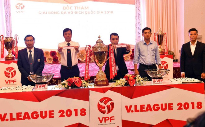 Những cột mốc đáng nhớ của bóng đá Việt Nam năm Mậu Tuất - Ảnh 1.