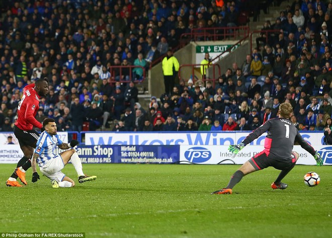 Lukaku lập cú đúp đưa Man Utd vào tứ kết FA Cup - Ảnh 6.