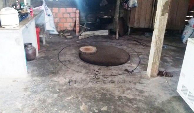Nghi &aacute;n nh&oacute;m c&ocirc;n đồ mang hung kh&iacute; v&agrave;o nh&agrave; truy s&aacute;t khiến một người tử vong - Ảnh 1.