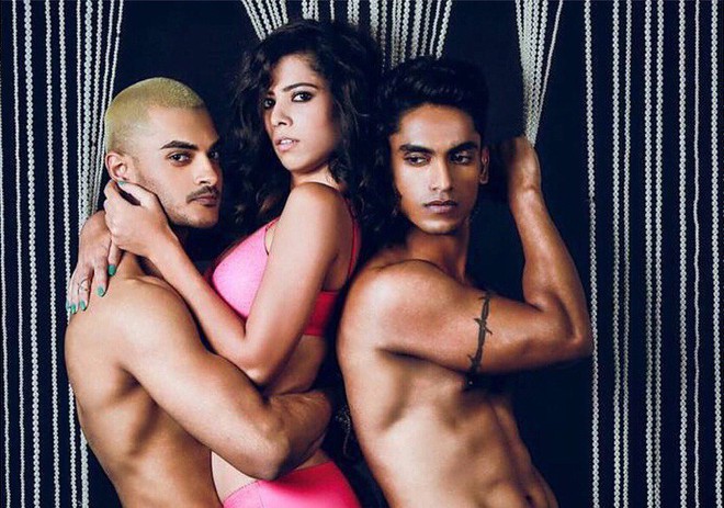 Next Top Ấn Độ học hỏi phi&ecirc;n bản mẹ đẻ nhưng c&oacute; mặc th&ecirc;m... nội y - Ảnh 4.