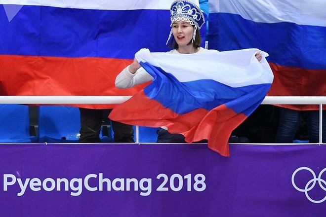 Cận cảnh c&aacute;c nữ cổ động vi&ecirc;n xinh đẹp v&agrave; dễ thương tại PyeongChang - Ảnh 14.