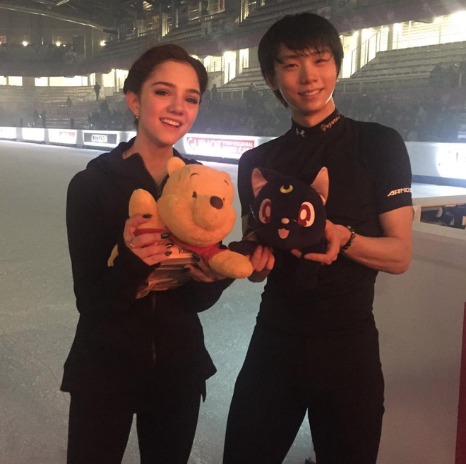 Khi cả 2 nữ hoàng sân băng Nga đều là fan của Yuzuru Hanyu - Ảnh 3.