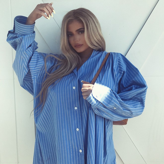 D&ugrave; kh&ocirc;ng thừa nhận nhưng đ&acirc;y ch&iacute;nh l&agrave; bằng chứng cho việc Kylie Jenner mang bầu - Ảnh 7.