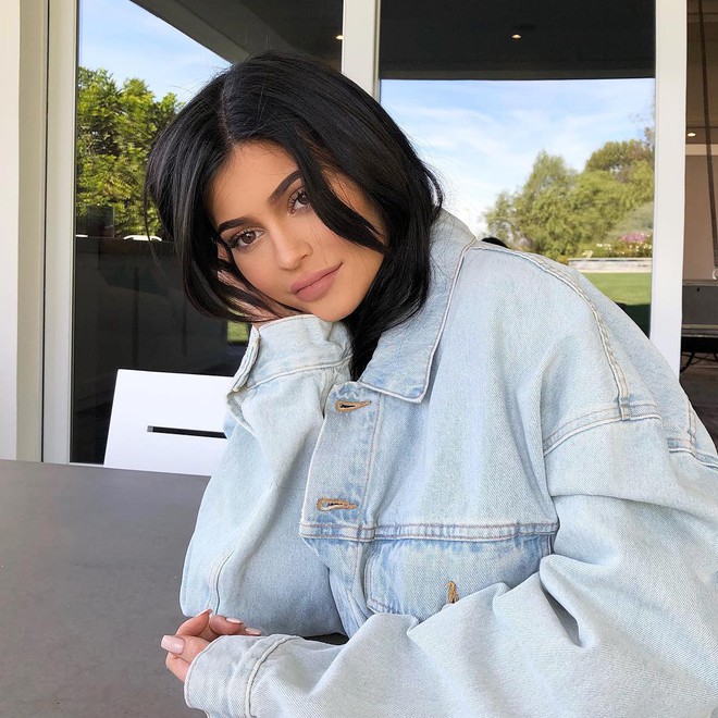 D&ugrave; kh&ocirc;ng thừa nhận nhưng đ&acirc;y ch&iacute;nh l&agrave; bằng chứng cho việc Kylie Jenner mang bầu - Ảnh 9.