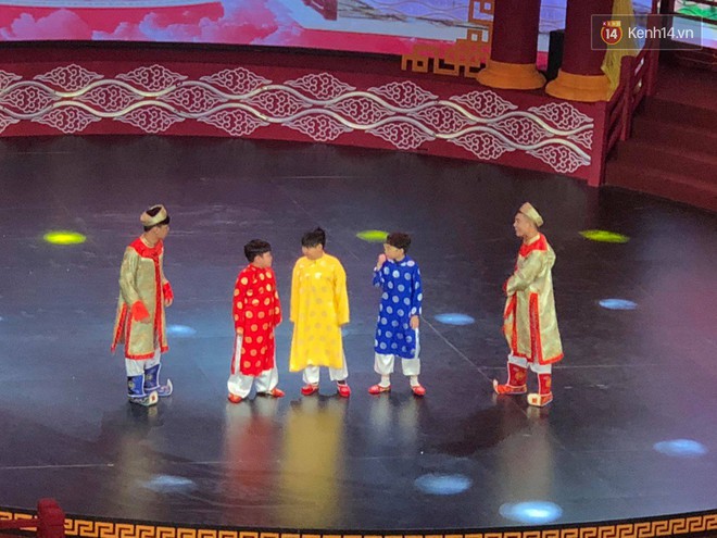 T&aacute;o Qu&acirc;n 2018: C&ocirc; Đẩu C&ocirc;ng L&yacute; đăng quang hoa hậu nhưng bị d&egrave;m pha, đồn mua giải v&igrave;... nhan sắc xấu - Ảnh 4.