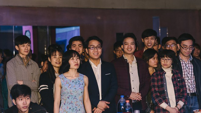 Việt Nam đ&atilde; bắt đầu đi học, đi l&agrave;m, DHS Việt mới được đ&oacute;n Tết xa qu&ecirc; - Ảnh 14.
