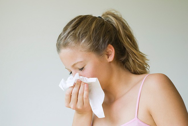 Xuân sang, cẩn thận với bệnh viêm mũi dị ứng có thể bắt gặp bất cứ lúc nào - Ảnh 2.