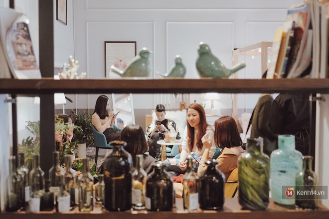 Review nhanh quán cafe rộng 2000m2 đang hot nhất Hà Nội dịp Tết này - Ảnh 18.