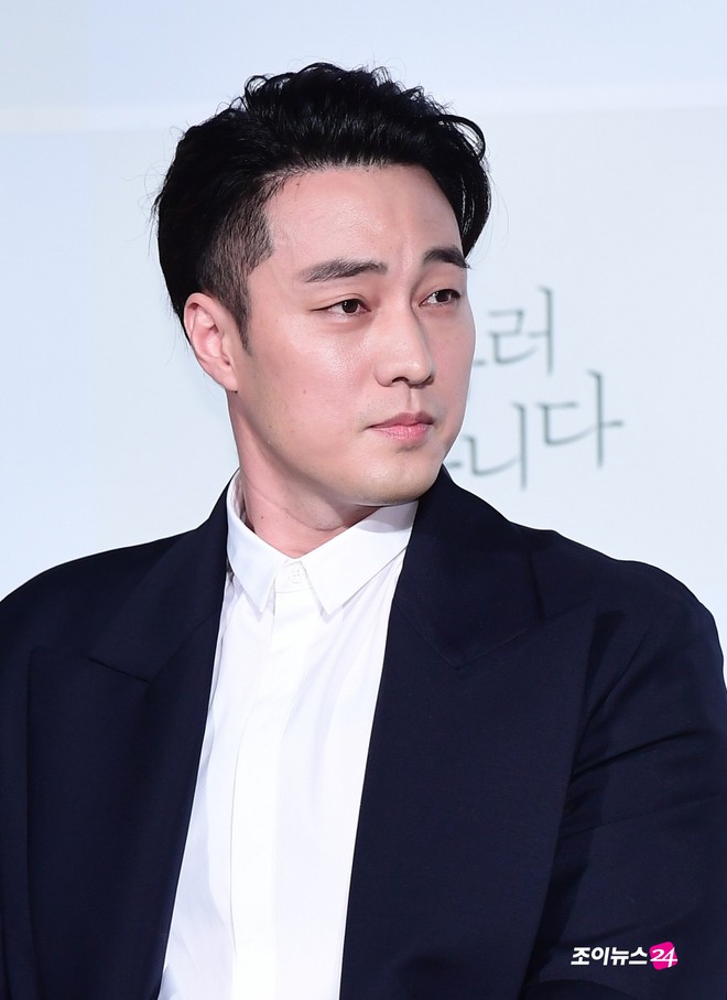 Sự kiện hiếm hoi quy tụ cả 2 tường th&agrave;nh nhan sắc xứ H&agrave;n: Đại mỹ nh&acirc;n gặp nam thần của mọi thế hệ So Ji Sub - Ảnh 19.