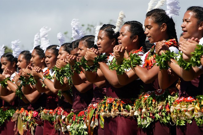 Ghé thăm Tonga, nơi phụ nữ phải béo mới đẹp, chồng đi chơi về muộn là lấy gậy tre ra... đánh - Ảnh 6.