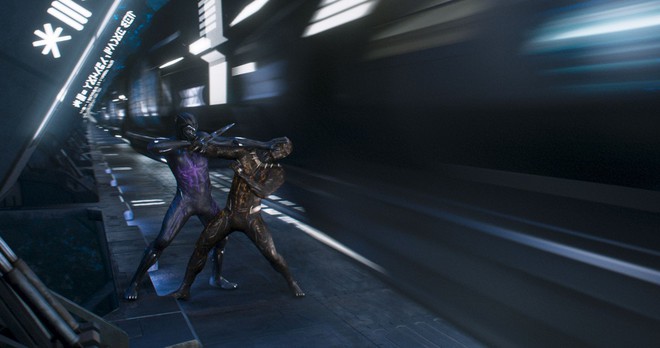 Black Panther - Cuộc thảo luận đầy c&ocirc;ng bằng về nước Mỹ từ g&oacute;c nh&igrave;n Wakanda - Ảnh 7.
