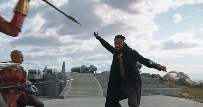 Black Panther - Cuộc thảo luận đầy c&ocirc;ng bằng về nước Mỹ từ g&oacute;c nh&igrave;n Wakanda - Ảnh 9.