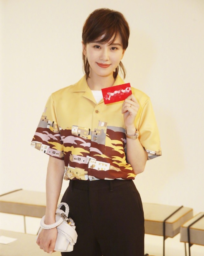 Đứng chung 1 khung ảnh, hot girl tr&agrave; sữa Chương Trạch Thi&ecirc;n v&agrave; Lưu Thi Thi ai đẹp hơn? - Ảnh 9.