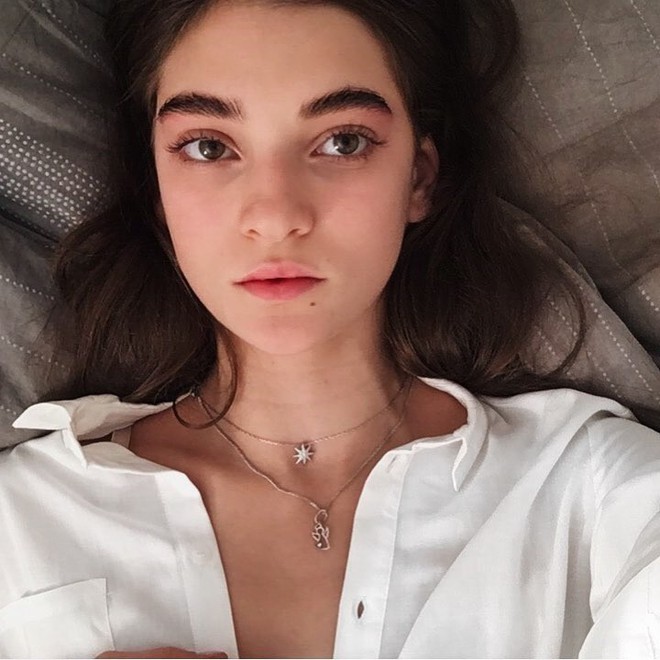 K&eacute;m nổi hơn, c&oacute; cực &iacute;t người theo d&otilde;i nhưng c&ocirc; g&aacute;i 18 tuổi n&agrave;y lại vượt mặt Kendall, Gigi để trở th&agrave;nh người mẫu được quan t&acirc;m nhất Instagram năm 2017 - Ảnh 13.