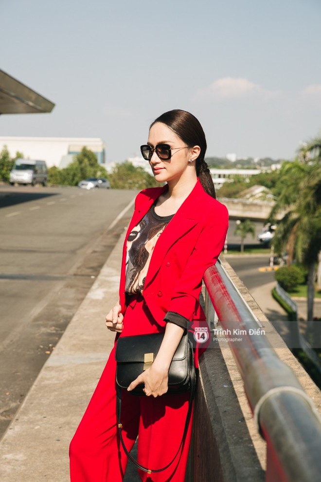 Hương Giang diện nguyên cây đồ đỏ rực, mang theo 105 kg trang phục đi chinh chiến Hoa hậu Chuyển giới Quốc tế - Ảnh 11.