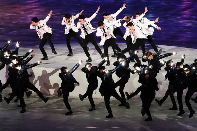 EXO và CL đốt nóng lễ bế mạc Olympic mùa đông Pyeongchang 2018 - Ảnh 2.