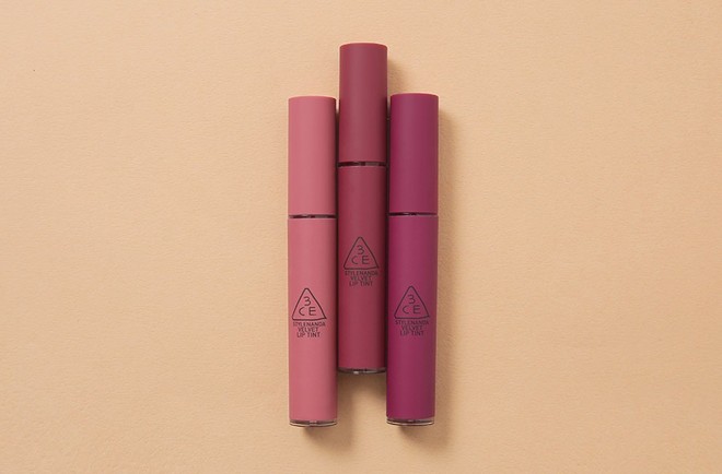 3CE bổ sung 3 m&agrave;u mới toanh to&agrave;n t&ocirc;ng t&iacute;m cực trendy cho d&ograve;ng son kem Velvet Lip Tint - Ảnh 4.