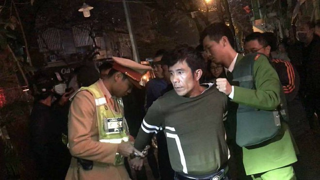 Bắt người đ&agrave;n &ocirc;ng t&agrave;ng trữ ma t&uacute;y c&oacute; dấu hiệu khả nghi khi cố gắng bỏ trốn tổ c&ocirc;ng t&aacute;c 141 - Ảnh 1.
