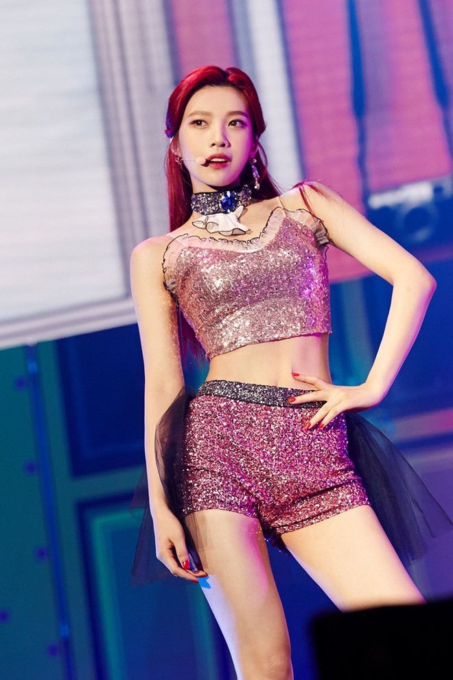 Nhan sắc nữ thần, nam thần Kpop so với thời ra mắt: Ai sẽ gi&agrave;nh chiến thắng trong cuộc đua lột x&aacute;c ngoại h&igrave;nh? - Ảnh 10.