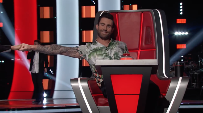 The Voice US mùa 14: Blake đơ người khi bị chặn, Adam sướng đến mức nằm lăn trên sân khấu - Ảnh 6.