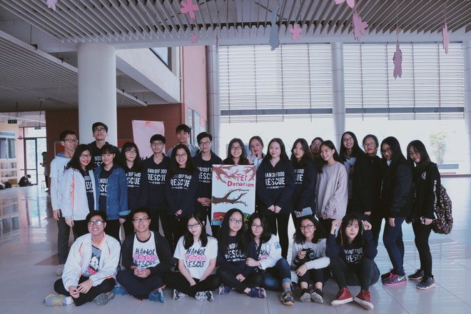 Học sinh H&agrave; Nội chung tay trao Tết muộn y&ecirc;u thương với Tet Donation 2018  - Ảnh 1.