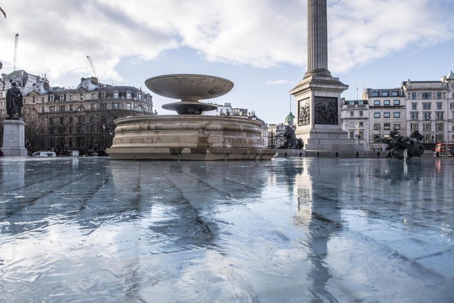 Sau nhiều năm, lần đầu tiên thủ đô London chìm trong bão tuyết trắng xóa, nhiệt độ thấp kỷ lục - Ảnh 16.