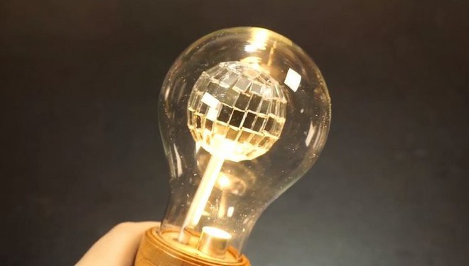 Hướng dẫn tự chế quả cầu disco từ một chiếc bóng đèn sợi đốt cũ - Ảnh 8.
