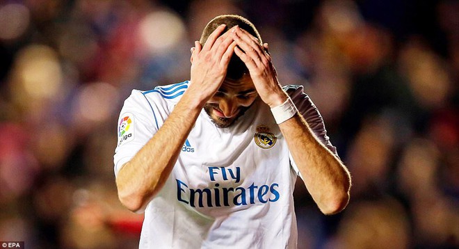Ronaldo tịt ngòi, Real Madrid đánh rơi chiến thắng phút cuối trận - Ảnh 6.