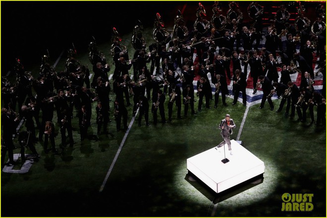 Super Bowl 2018: Justin Timberlake phá đảo sân khấu với loạt hit cũ và tiết mục tưởng nhớ Prince - Ảnh 11.