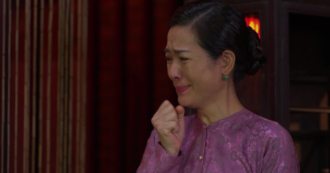 Mộng Ph&ugrave; Hoa: Kim Tuyến lần nữa bị cha dượng cưỡng hiếp, vậy m&agrave; mẹ ruột chỉ đứng nh&igrave;n! - Ảnh 3.