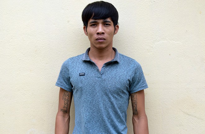 Cầm dao chặn ph&aacute; xe của c&ocirc;ng an, giang hồ 9x &ldquo;Thọ ba chia&rdquo; đ&oacute;n Tết trong t&ugrave; - Ảnh 1.